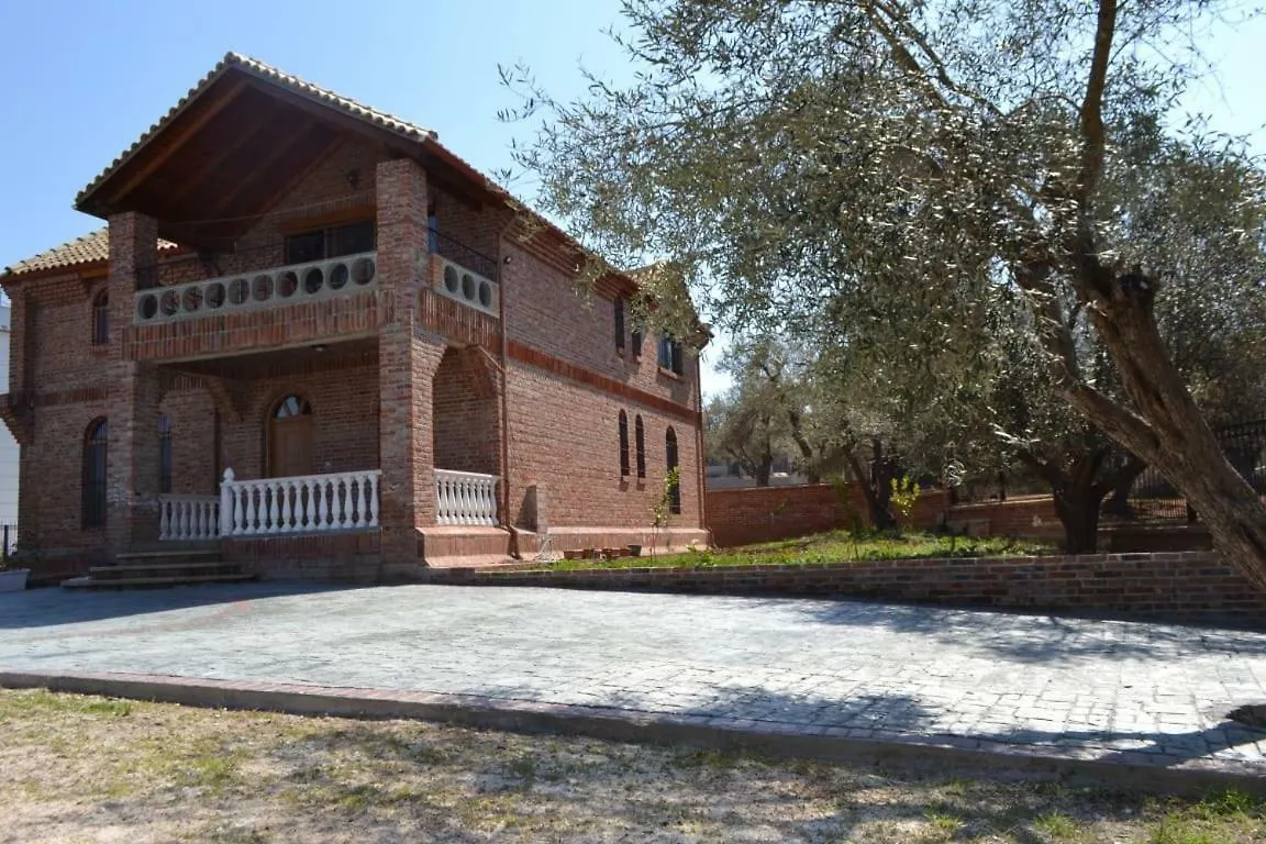Brick House Ξενοδοχείο Εξαμίλιο Πανσιόν